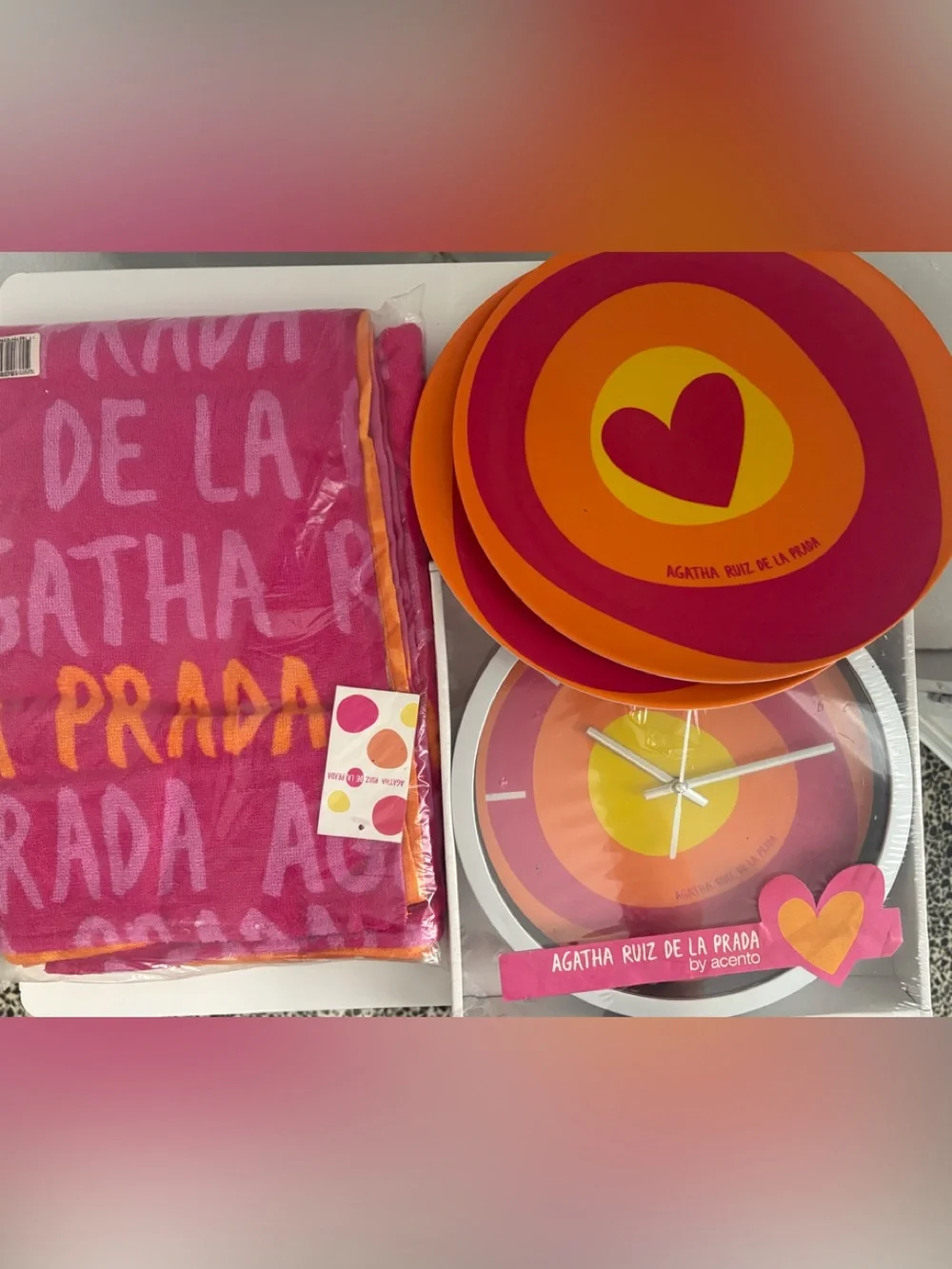 Agatha Ruiz De La Prada Pink Orange Yellow Heart Clock & Towel Set